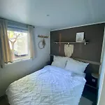 Ruhig Gelegenes Mobilhome La Carabasse Vakantiepark