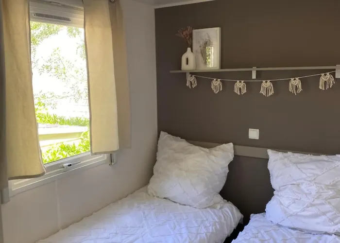 Ruhig Gelegenes Mobilhome La Carabasse Πάρκο διακοπών Vias